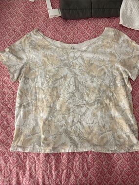 Camo cut off tee